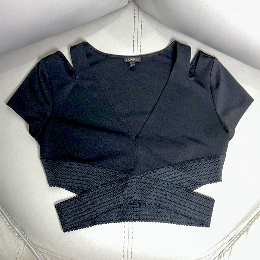 Express Preloved Black Women's Crop Top